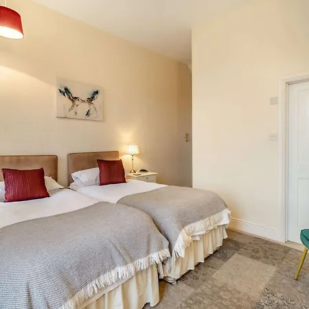 10 Bed In Borrowdale Sz221