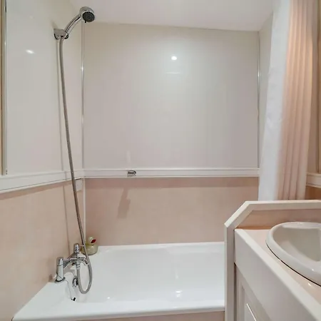10 Bed In Borrowdale Sz221 펜션