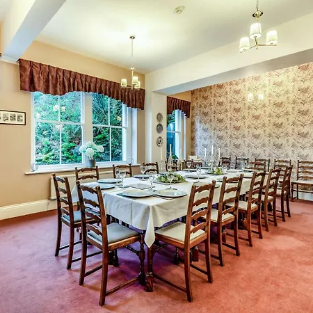 펜션 10 Bed In Borrowdale Sz221 *