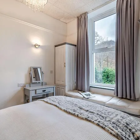 10 Bed In Borrowdale Sz221 *