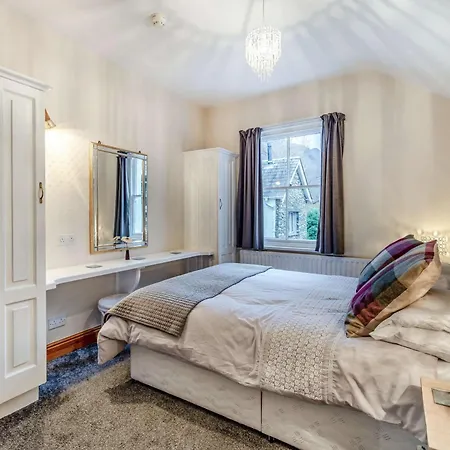 10 Bed In Borrowdale Sz221 펜션 그레인지오버샌즈