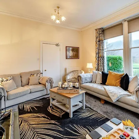 펜션 10 Bed In Borrowdale Sz221 *